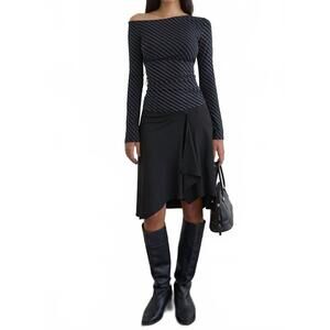 NEW MOTEL ROCKS hoang slouch top in oblique stripe ocean storm